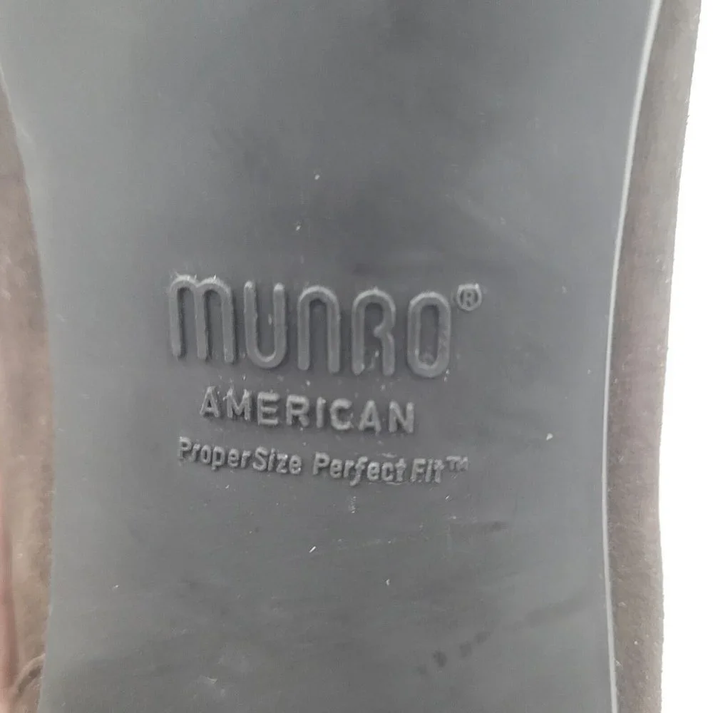 NEW Munro Francee Brown Suede V-Neck Heeled Ankle Bootie Women's Size 10M - Picture 11 of 11